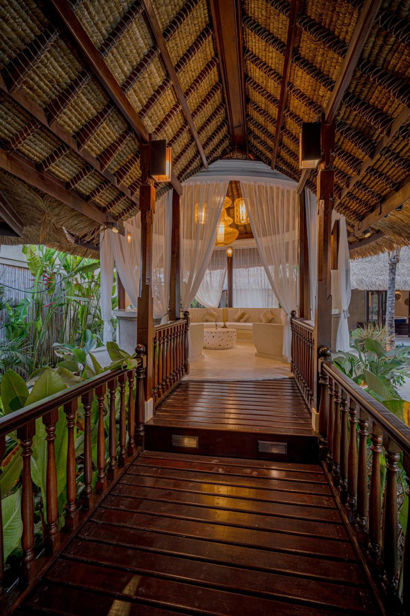 Coconut Heaven By Bali Solutions Seminyak (Bali)