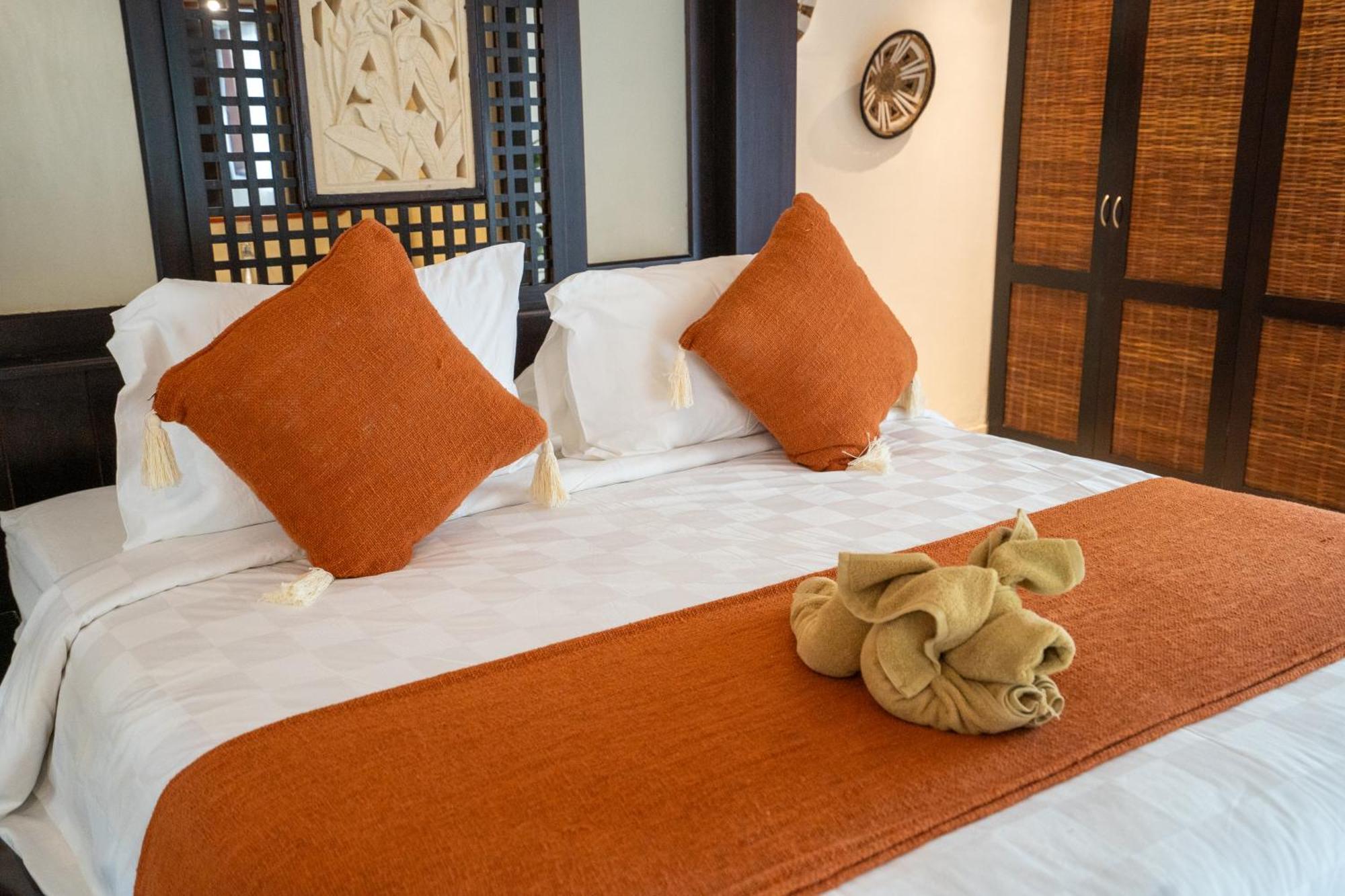 Coconut Heaven By Bali Solutions Seminyak (Bali)
