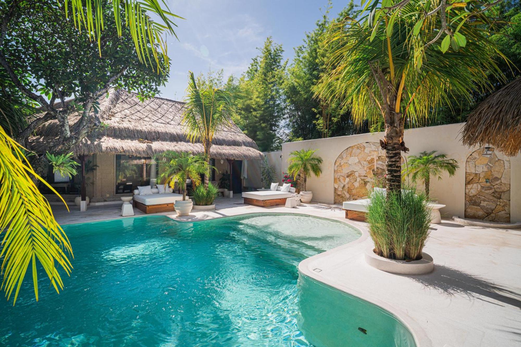 Coconut Heaven By Bali Solutions * Seminyak (Bali)